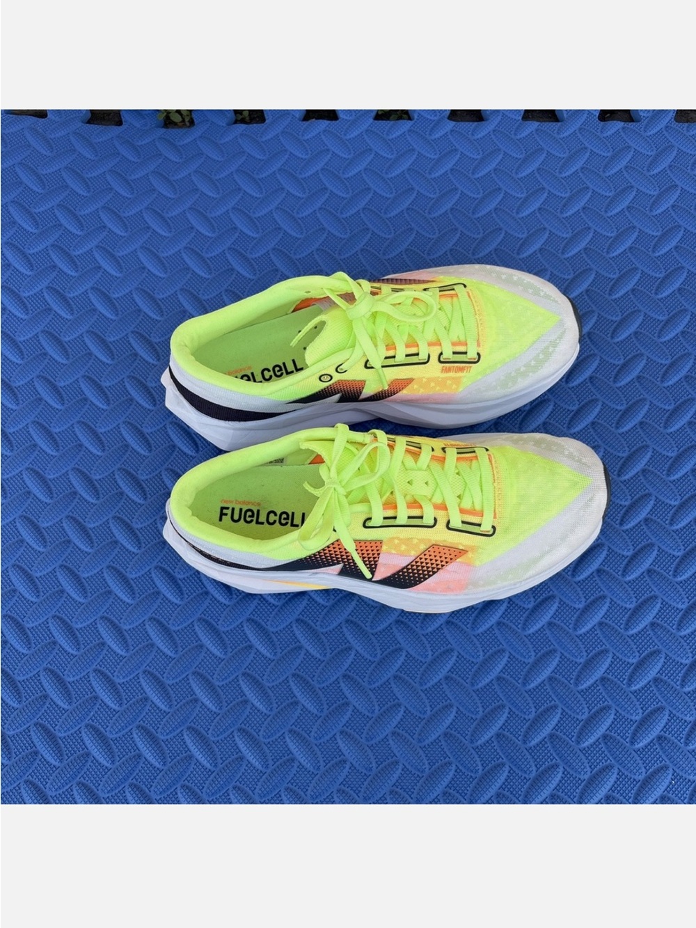 New Balance Fuel Cell Rebel v4 Women's Running Sneakers - Picture 4 of 11